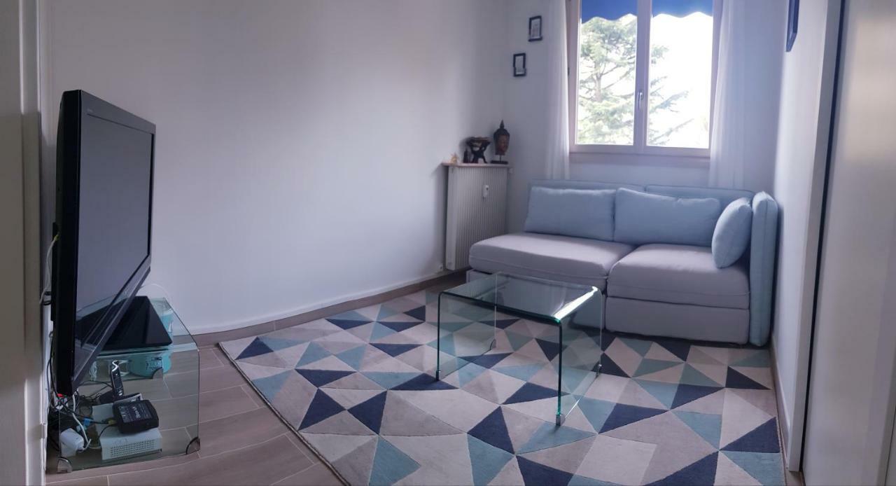 Chambre Privee Entre Paris Et Disneyland Apartment Noisy-le-Grand Exterior foto